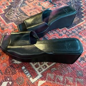 Marc Fisher Wedges